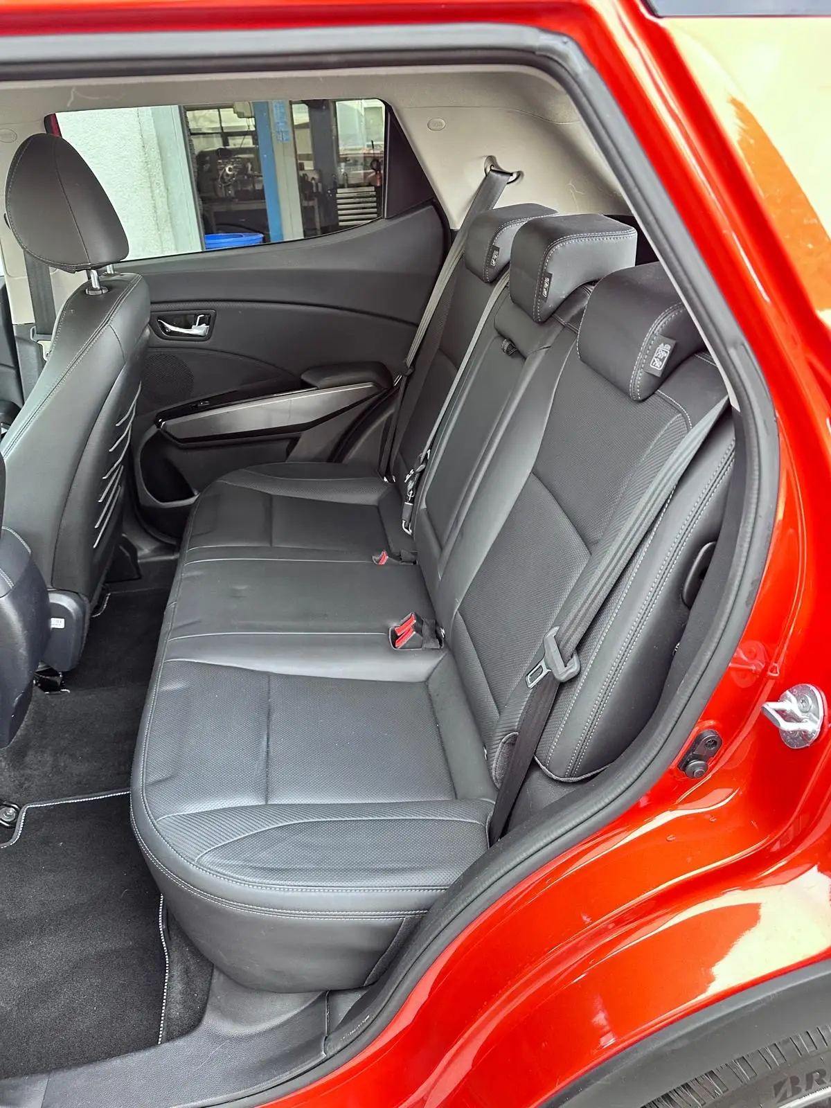 bd2e98eb-827e-485f-8eca-904b08590852